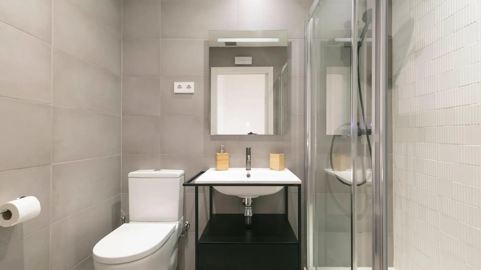 Arte Suites By Olala Homes L'Hospitalet de Llobregat 0*,  Espanha